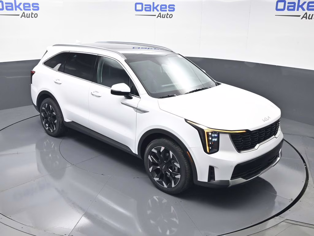 2026 Glacial White Pearl Kia Sorento EX FWD SUV