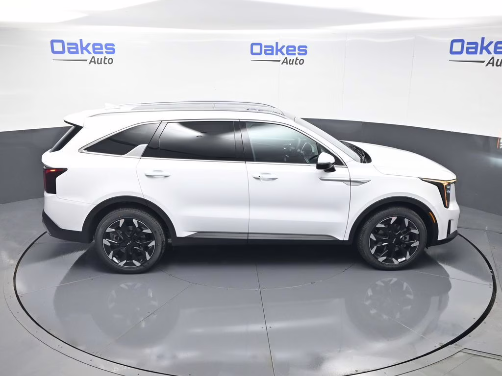 2026 Glacial White Pearl Kia Sorento EX FWD SUV