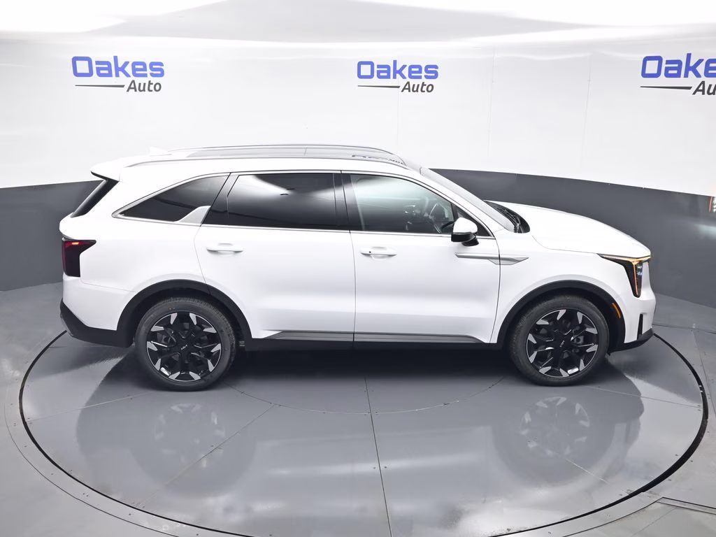 2026 Glacial White Pearl Kia Sorento EX FWD SUV