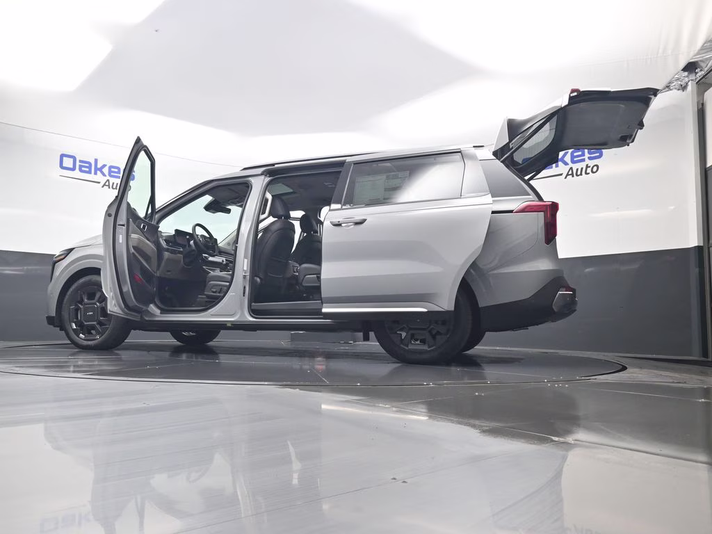 2026 Ceramic Silver Kia Carnival SX FWD Van