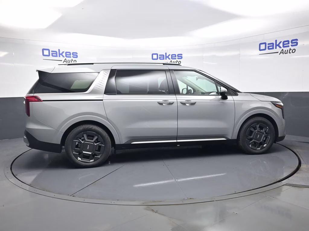 2026 Ceramic Silver Kia Carnival SX FWD Van
