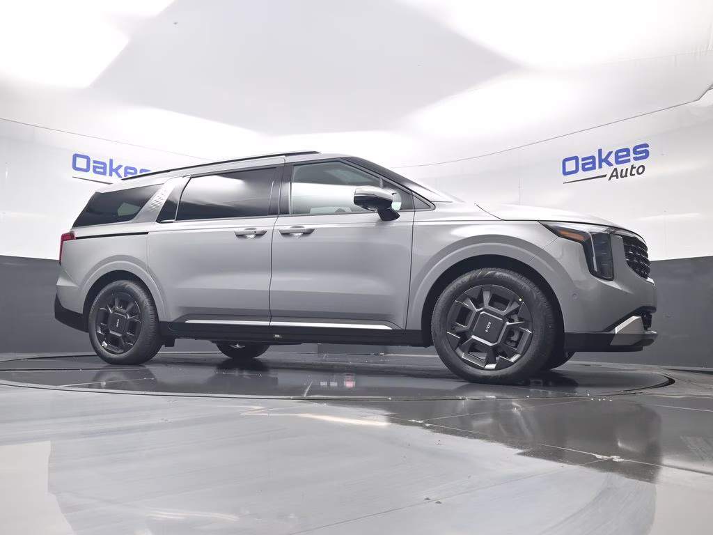 2026 Ceramic Silver Kia Carnival SX FWD Van