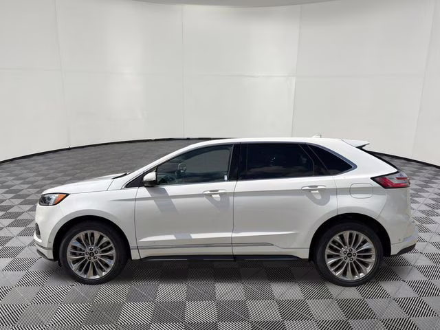 2020 White Ford Edge Titanium AWD SUV