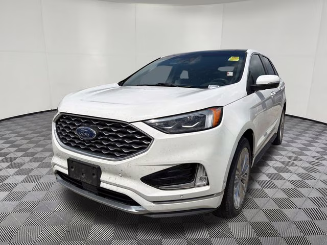 2020 White Ford Edge Titanium AWD SUV