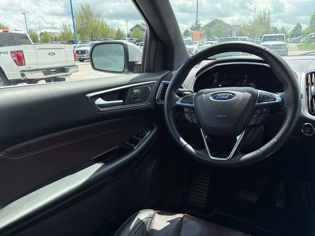 2020 White Ford Edge Titanium AWD SUV