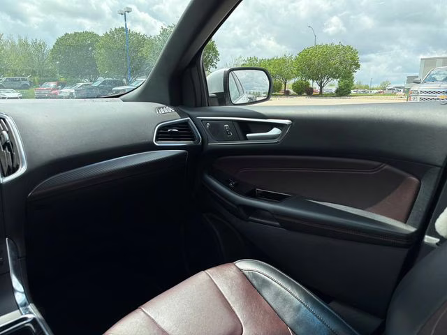 2020 White Ford Edge Titanium AWD SUV