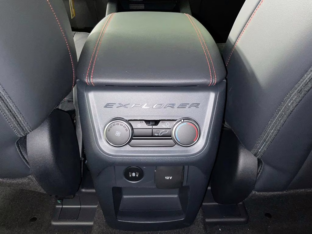 2026 White Ford Explorer ST-Line RWD SUV