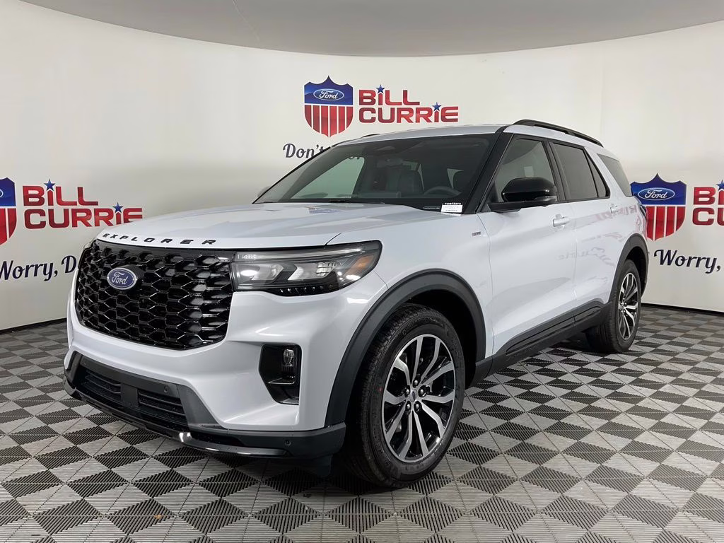 2026 White Ford Explorer ST-Line RWD SUV
