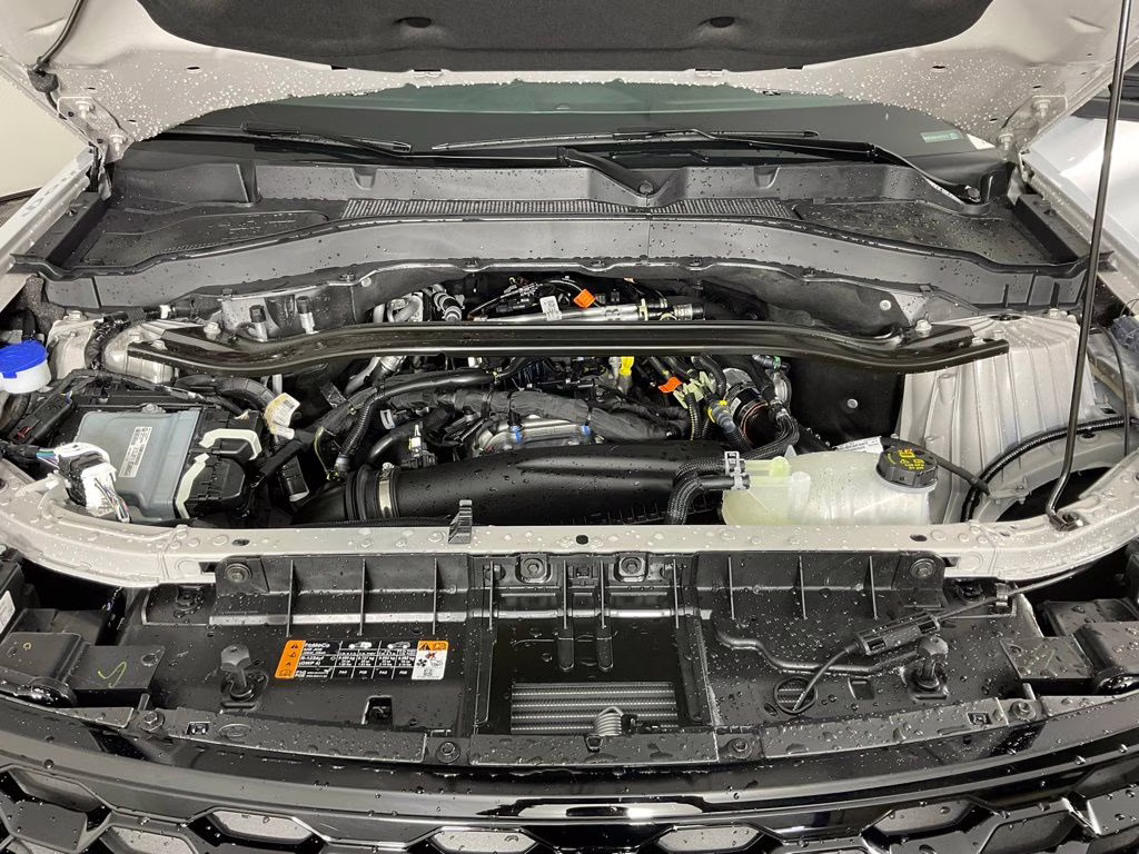 2026 White Ford Explorer ST-Line RWD SUV
