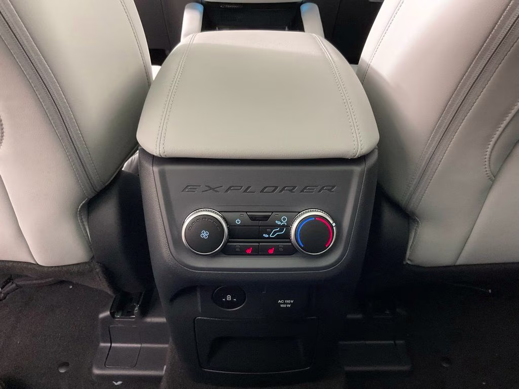 2026 Black Ford Explorer Platinum 4X4 SUV
