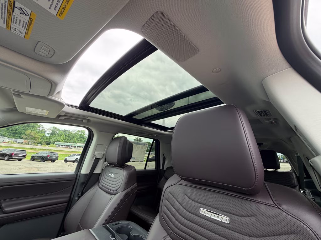 2026 Agate Black Metallic Ford Expedition Max Platinum 4X4 SUV