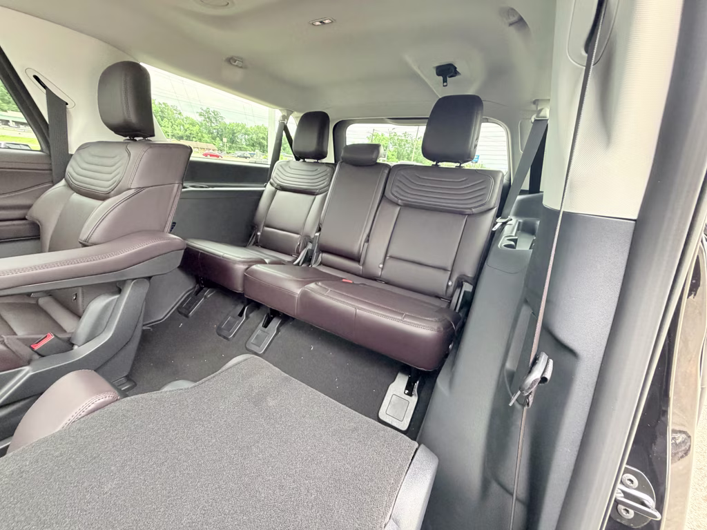 2026 Agate Black Metallic Ford Expedition Max Platinum 4X4 SUV