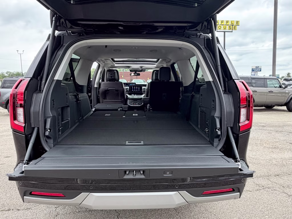 2026 Agate Black Metallic Ford Expedition Max Platinum 4X4 SUV