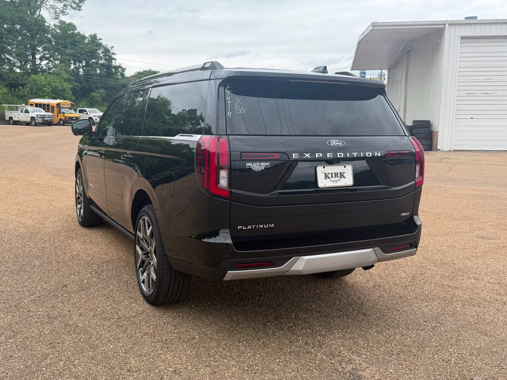 2026 Agate Black Metallic Ford Expedition Max Platinum 4X4 SUV