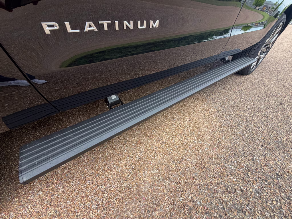 2026 Agate Black Metallic Ford Expedition Max Platinum 4X4 SUV