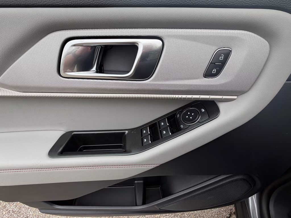 2026 Carbonized Gray Metallic Ford Explorer Active w/200A Pkg RWD SUV