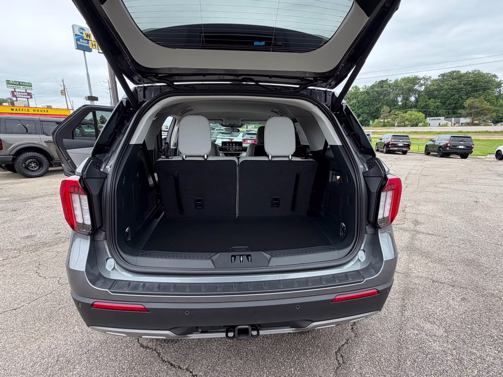 2026 Carbonized Gray Metallic Ford Explorer Active w/200A Pkg RWD SUV