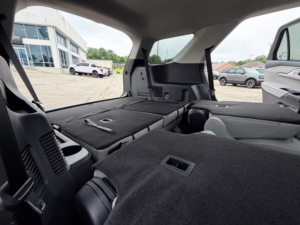 2026 Carbonized Gray Metallic Ford Explorer Active w/200A Pkg RWD SUV