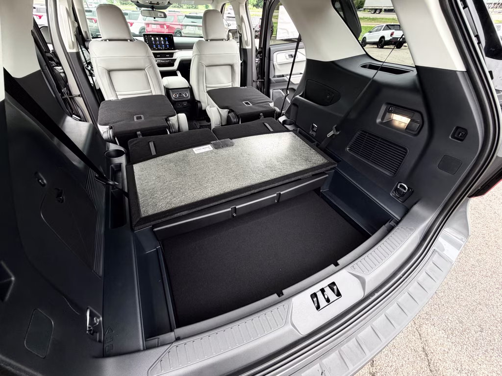 2026 Carbonized Gray Metallic Ford Explorer Active w/200A Pkg RWD SUV