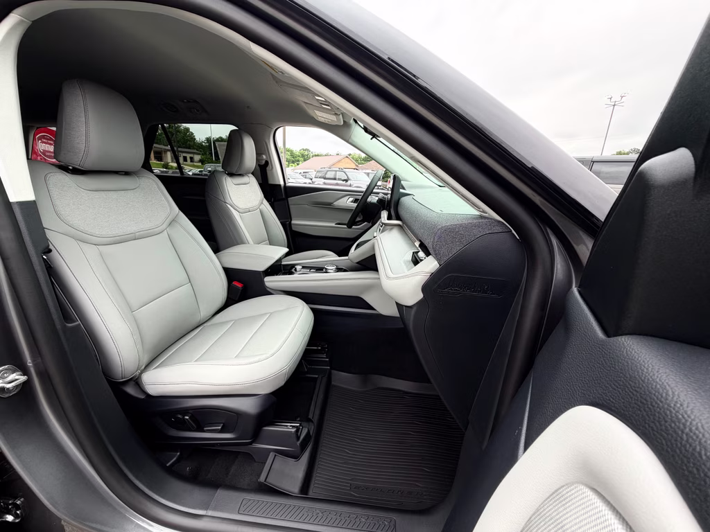 2026 Carbonized Gray Metallic Ford Explorer Active w/200A Pkg RWD SUV
