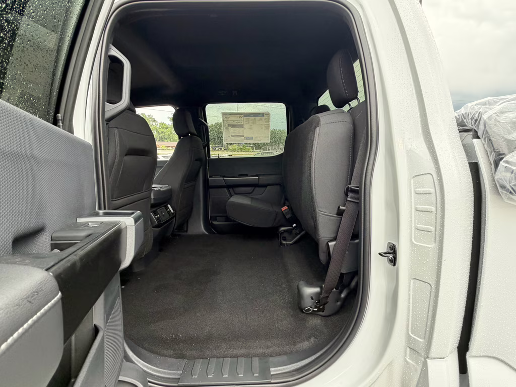 2026 Oxford White Ford F-150 STX 4X4 Truck