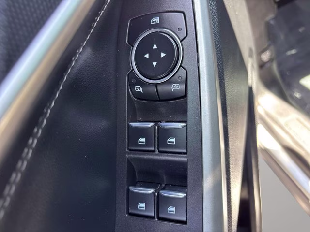 2023 Silver Metallic Ford Explorer XLT RWD SUV