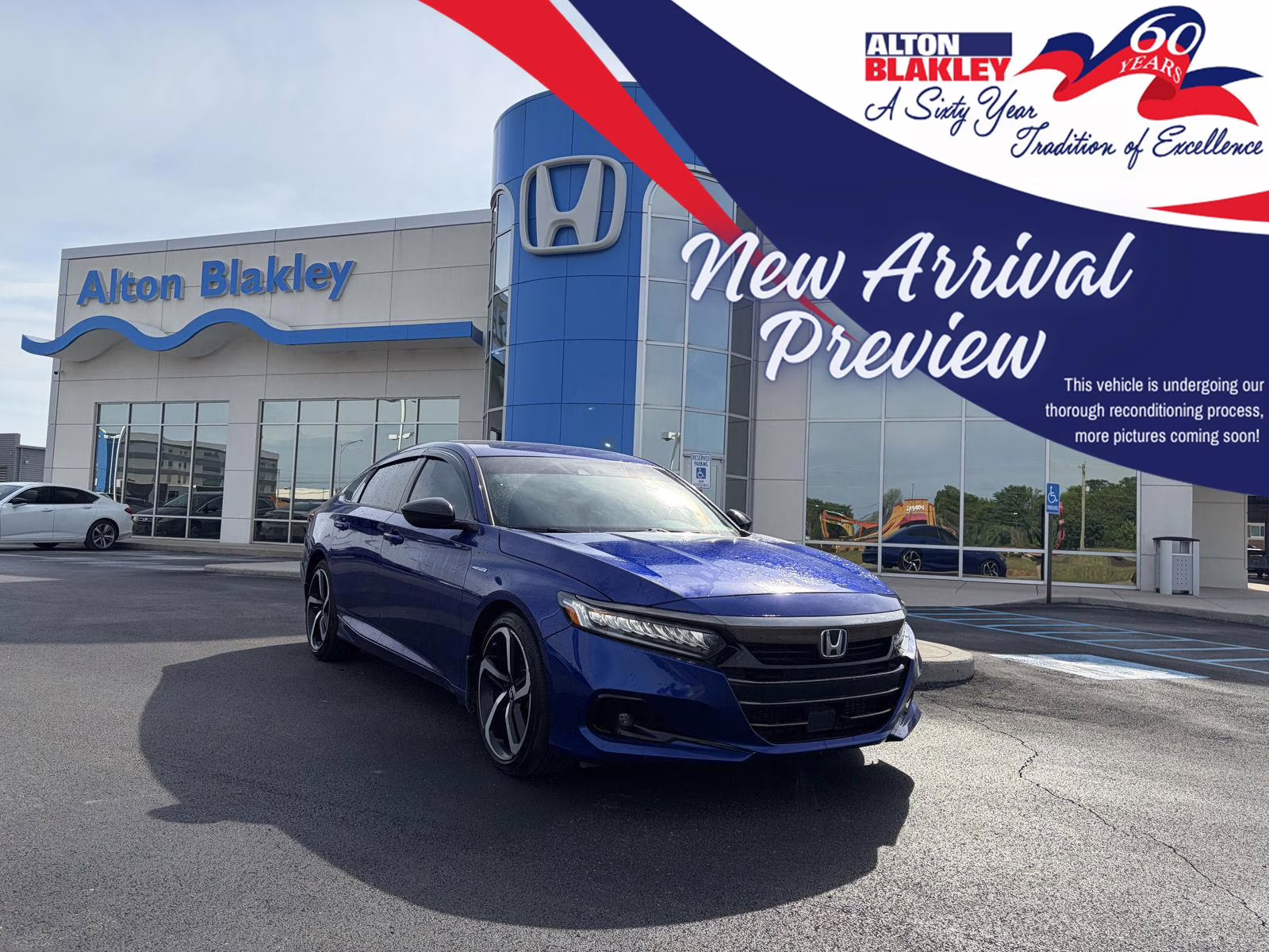 2022 Still Night Pearl Honda Accord Hybrid Sport FWD Sedan