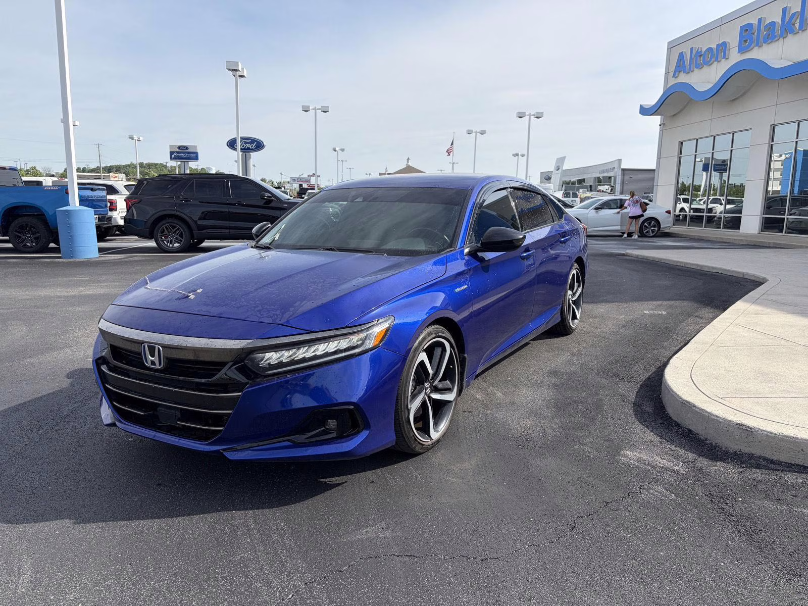 2022 Still Night Pearl Honda Accord Hybrid Sport FWD Sedan
