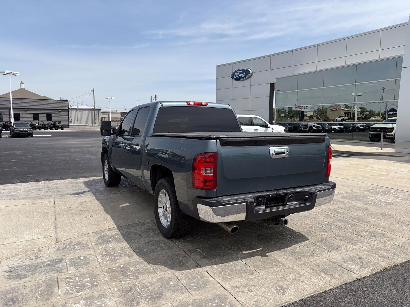2011 Blue Granite Metallic Chevrolet Silverado 1500 LT 4X4 Truck