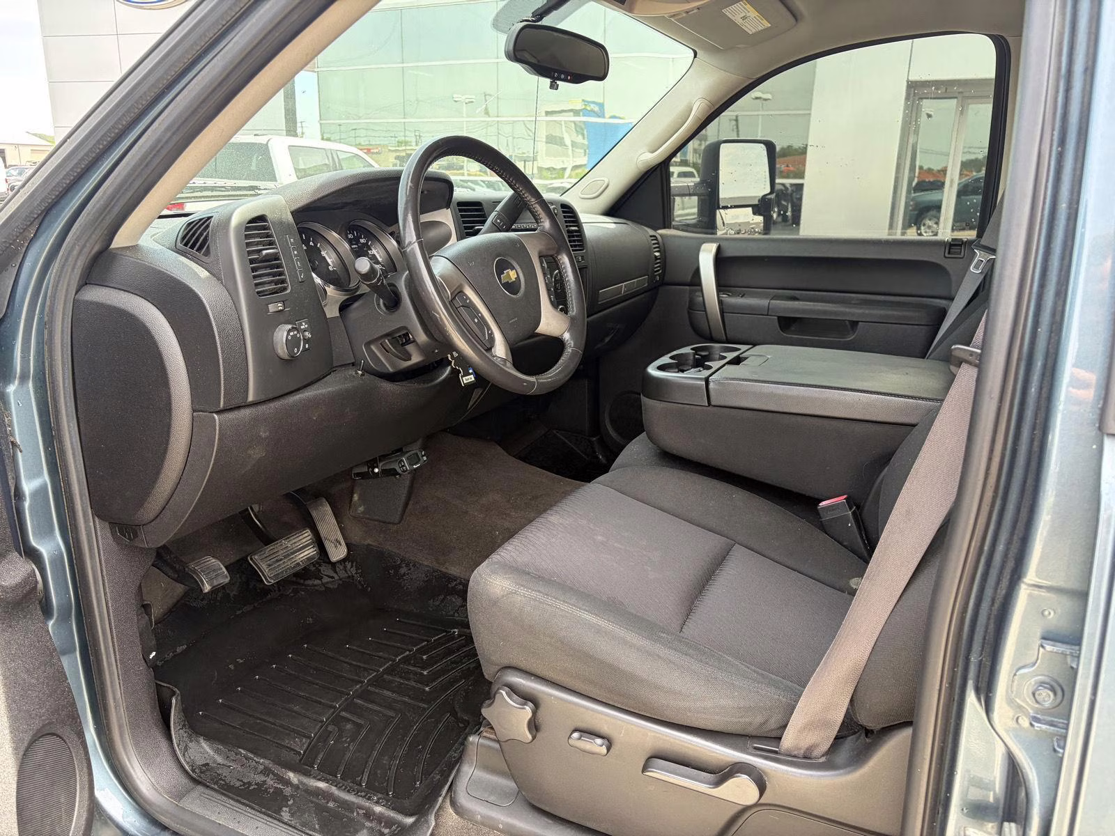 2011 Blue Granite Metallic Chevrolet Silverado 1500 LT 4X4 Truck