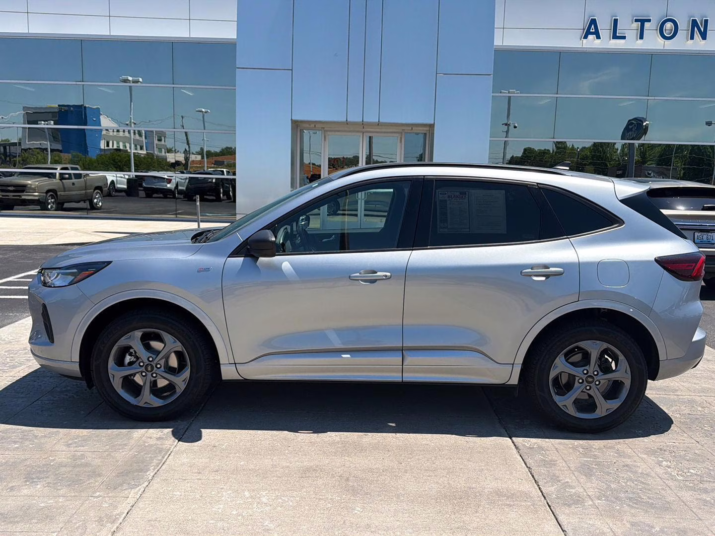 2024 Iconic Silver Ford Escape ST-Line AWD SUV