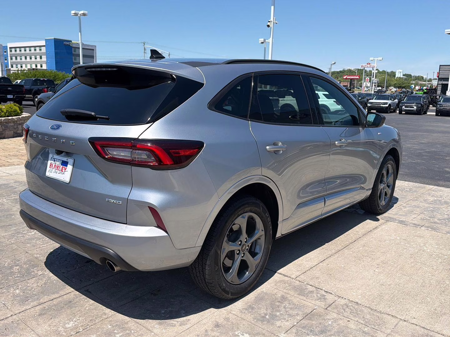 2024 Iconic Silver Ford Escape ST-Line AWD SUV