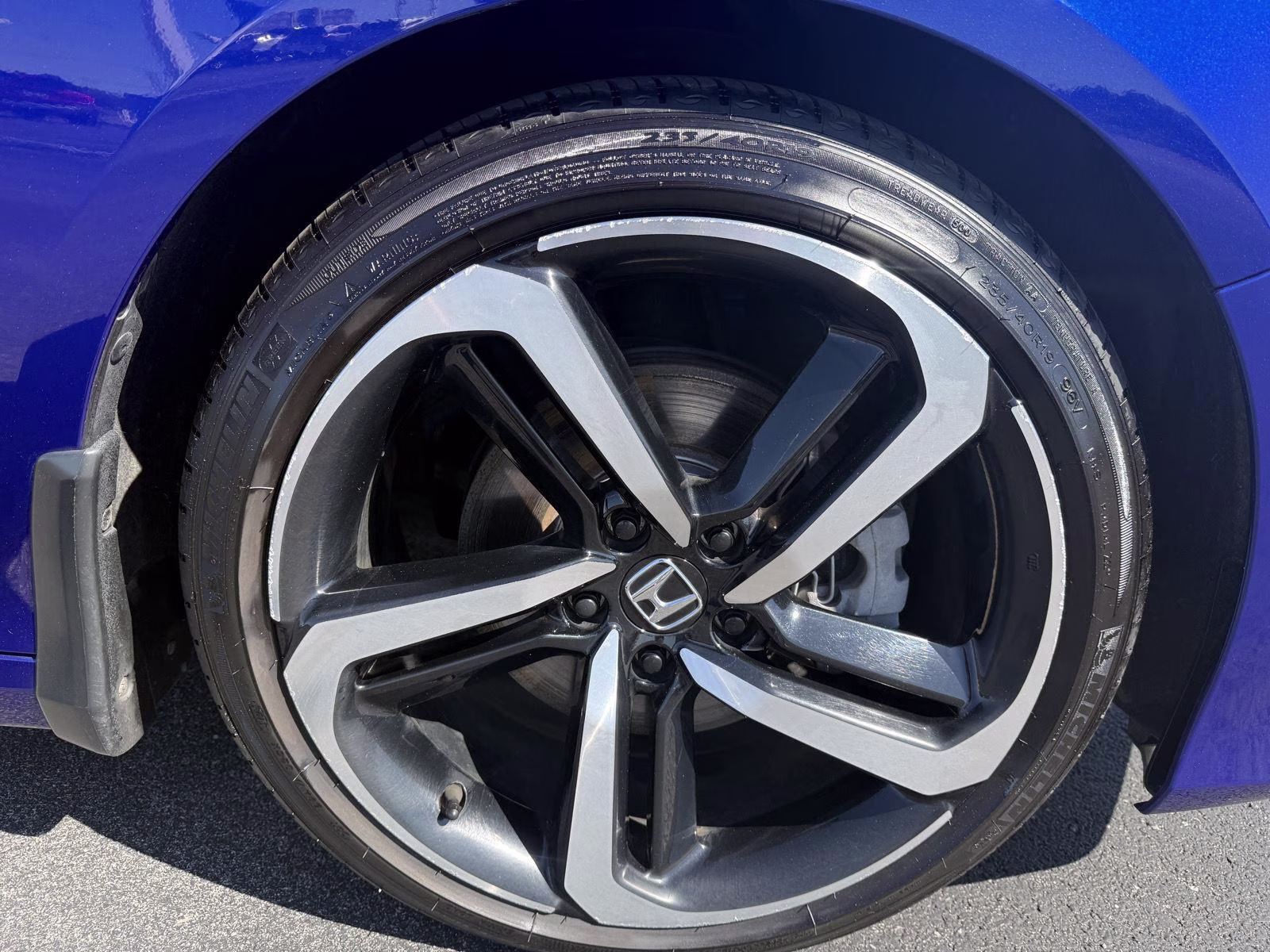 2022 Still Night Pearl Honda Accord Hybrid Sport FWD Sedan