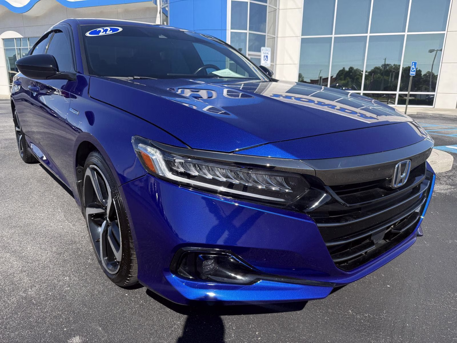 2022 Still Night Pearl Honda Accord Hybrid Sport FWD Sedan