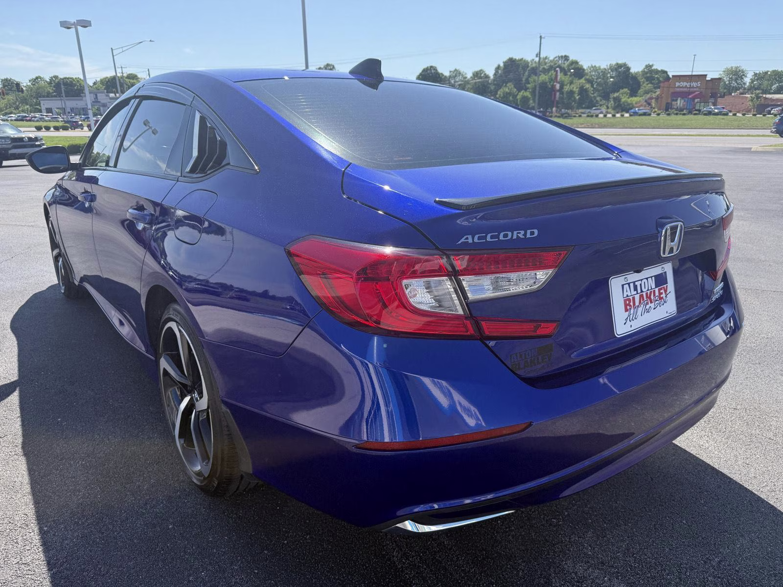2022 Still Night Pearl Honda Accord Hybrid Sport FWD Sedan