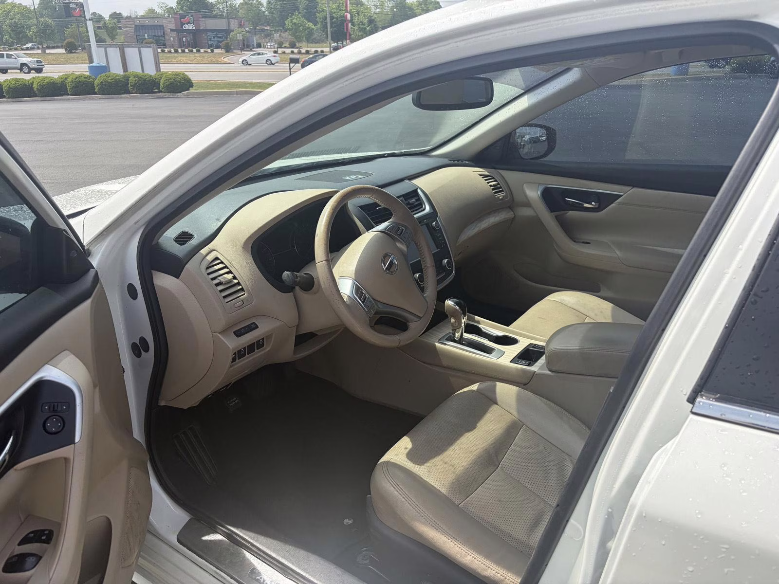 2016 Super Black Nissan Altima 2.5 SL FWD Sedan