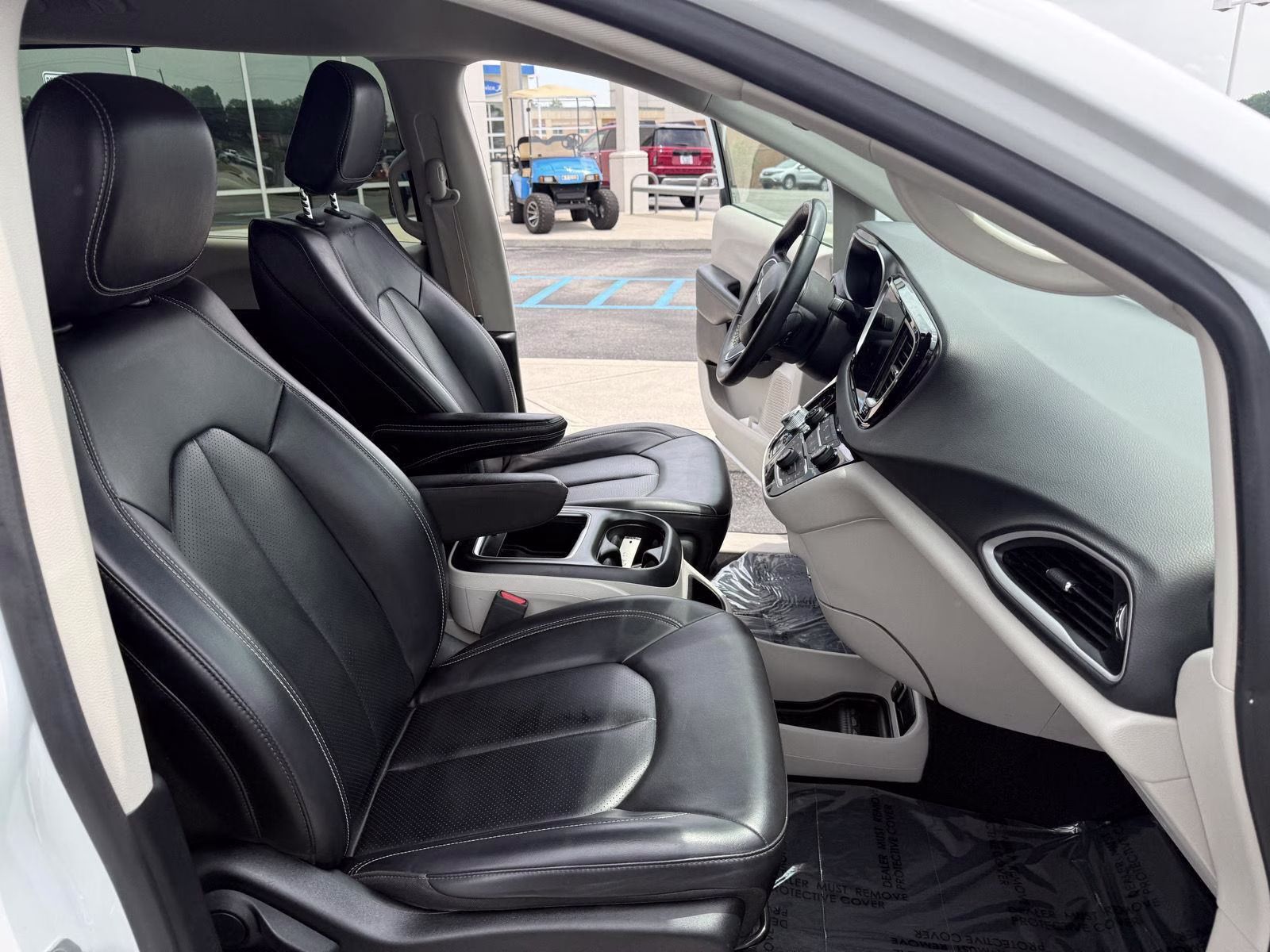 2023 WHITE Chrysler Pacifica TOURING L FWD FWD
