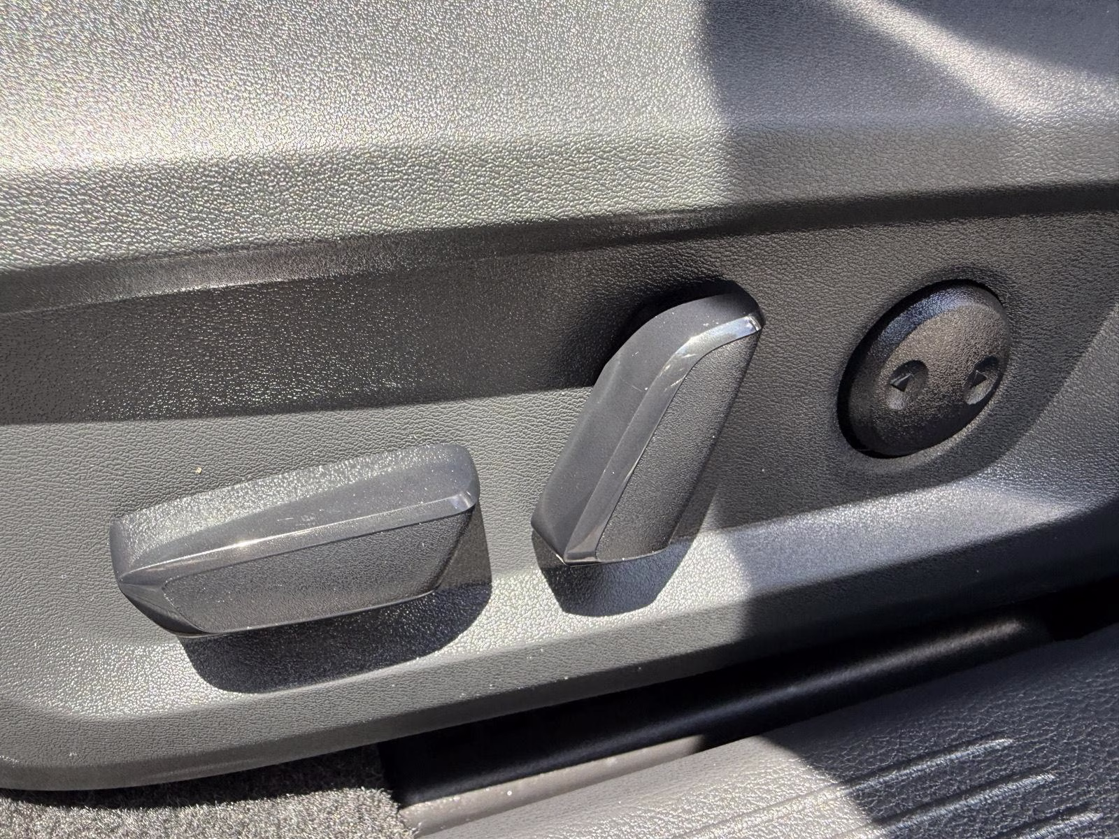 2023 Boulder Gray Pearl/Super Black Nissan Rogue SV AWD SUV