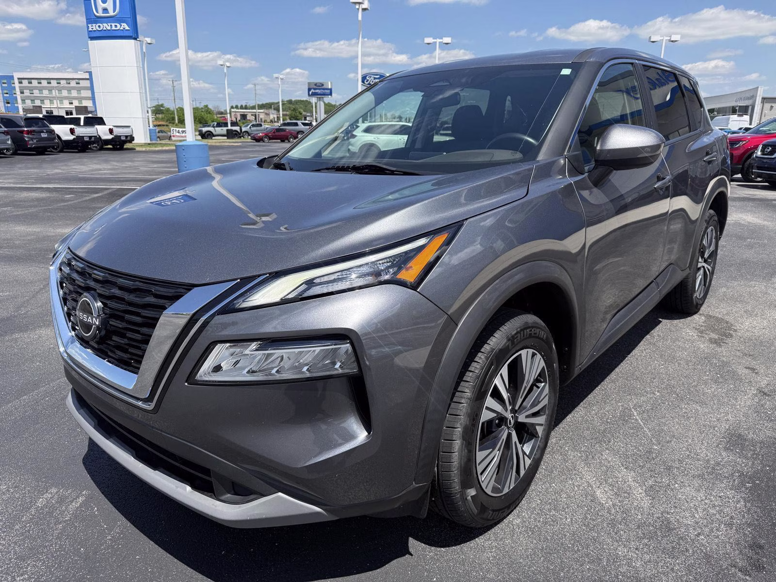 2023 Boulder Gray Pearl/Super Black Nissan Rogue SV AWD SUV