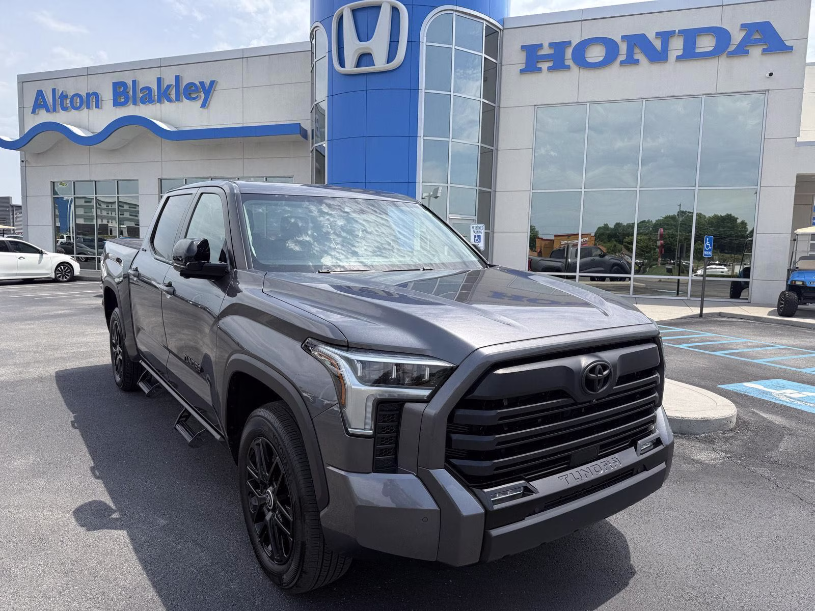 2024 Magnetic Gray Metallic Toyota Tundra Limited 4X4 Truck