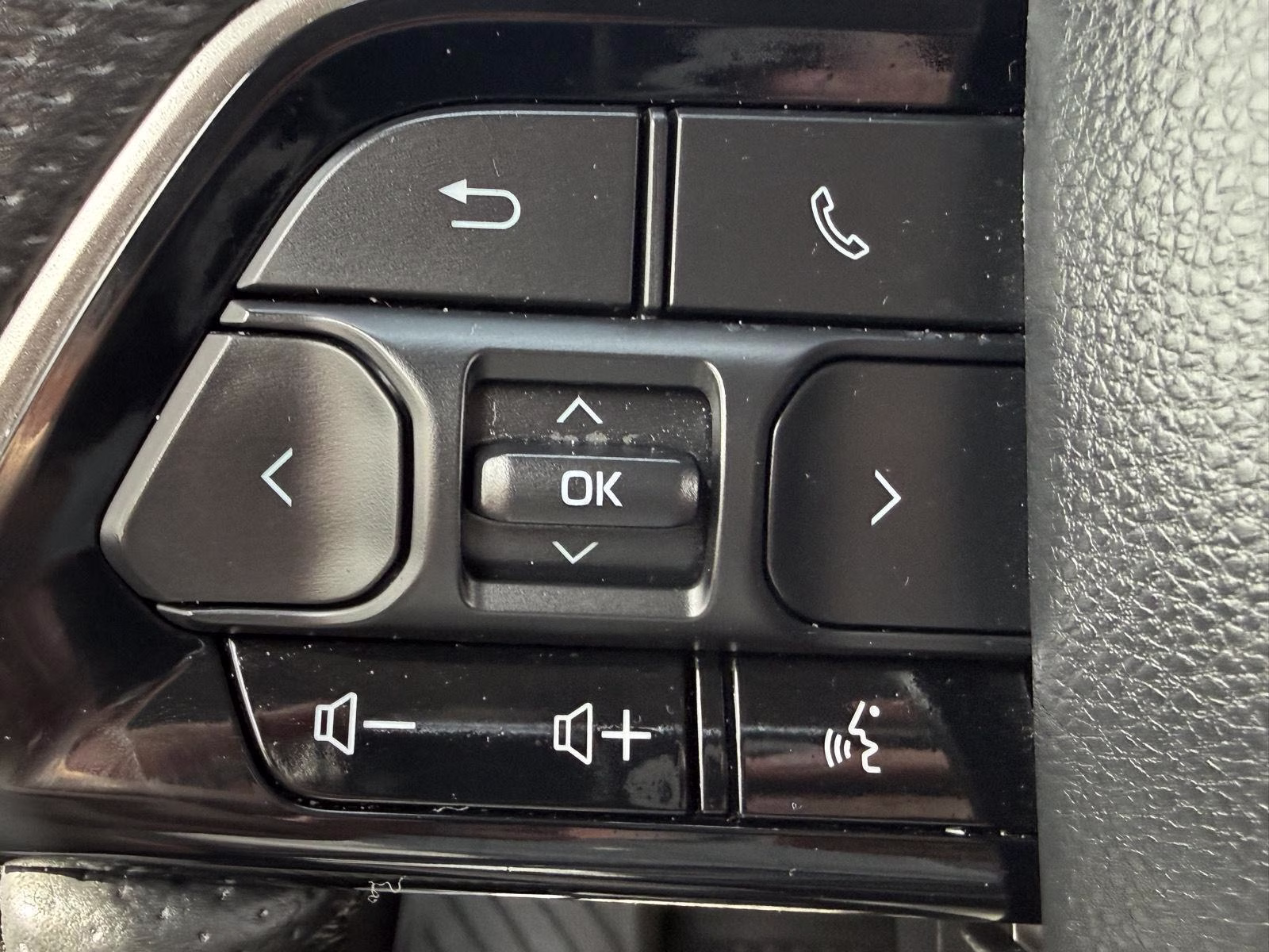 2024 Magnetic Gray Metallic Toyota Tundra Limited 4X4 Truck