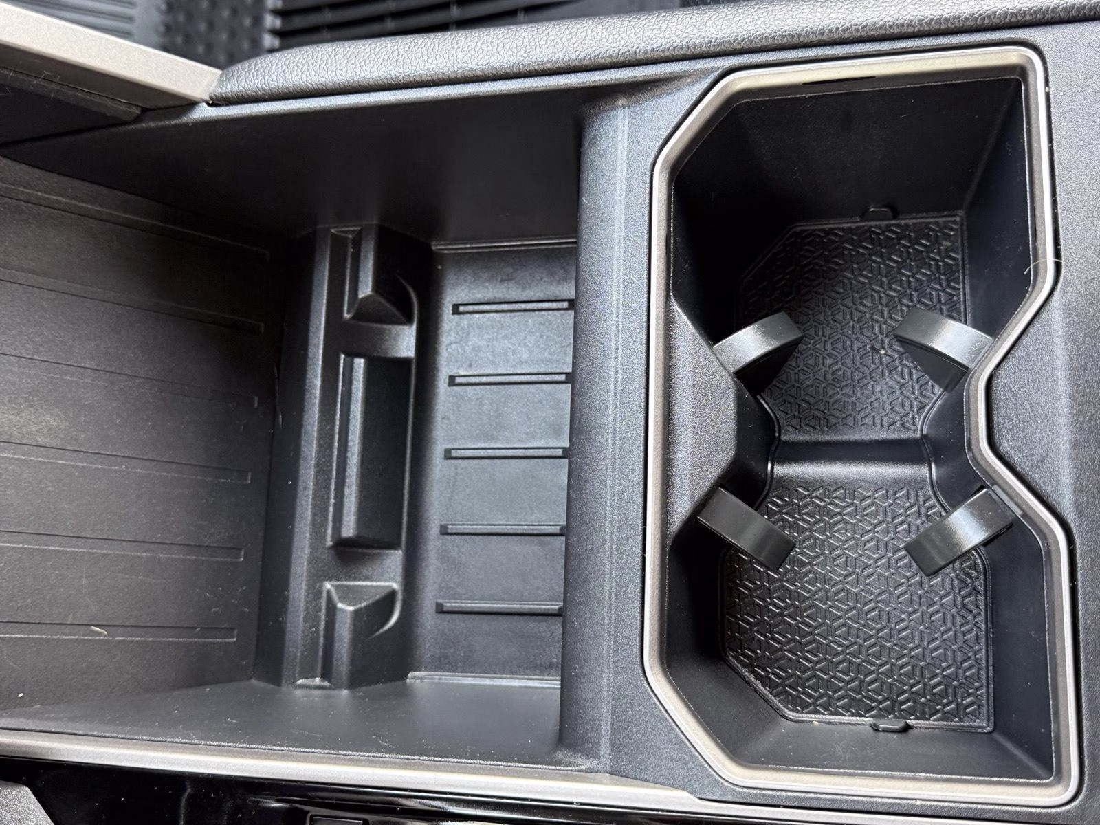 2024 Magnetic Gray Metallic Toyota Tundra Limited 4X4 Truck