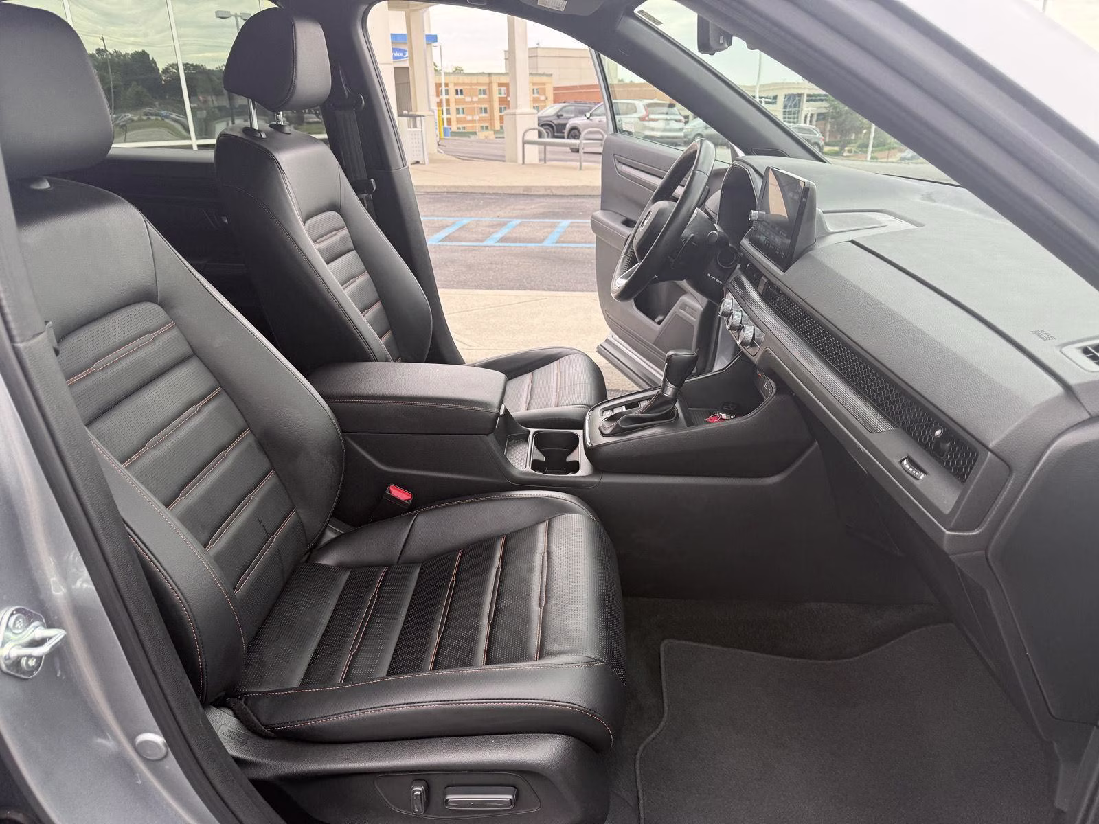 2024 Lunar Silver Metallic Honda CR-V Hybrid Sport-L AWD 4dr AWD