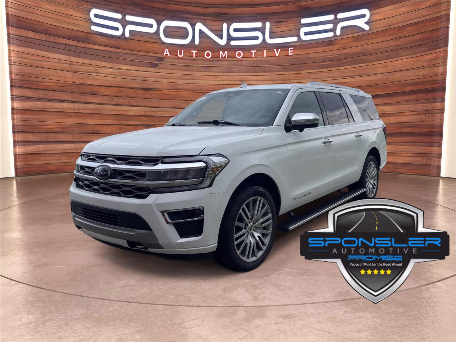 2022 Star White Metallic Tri-Coat Ford Expedition Max Platinum 4X4 SUV