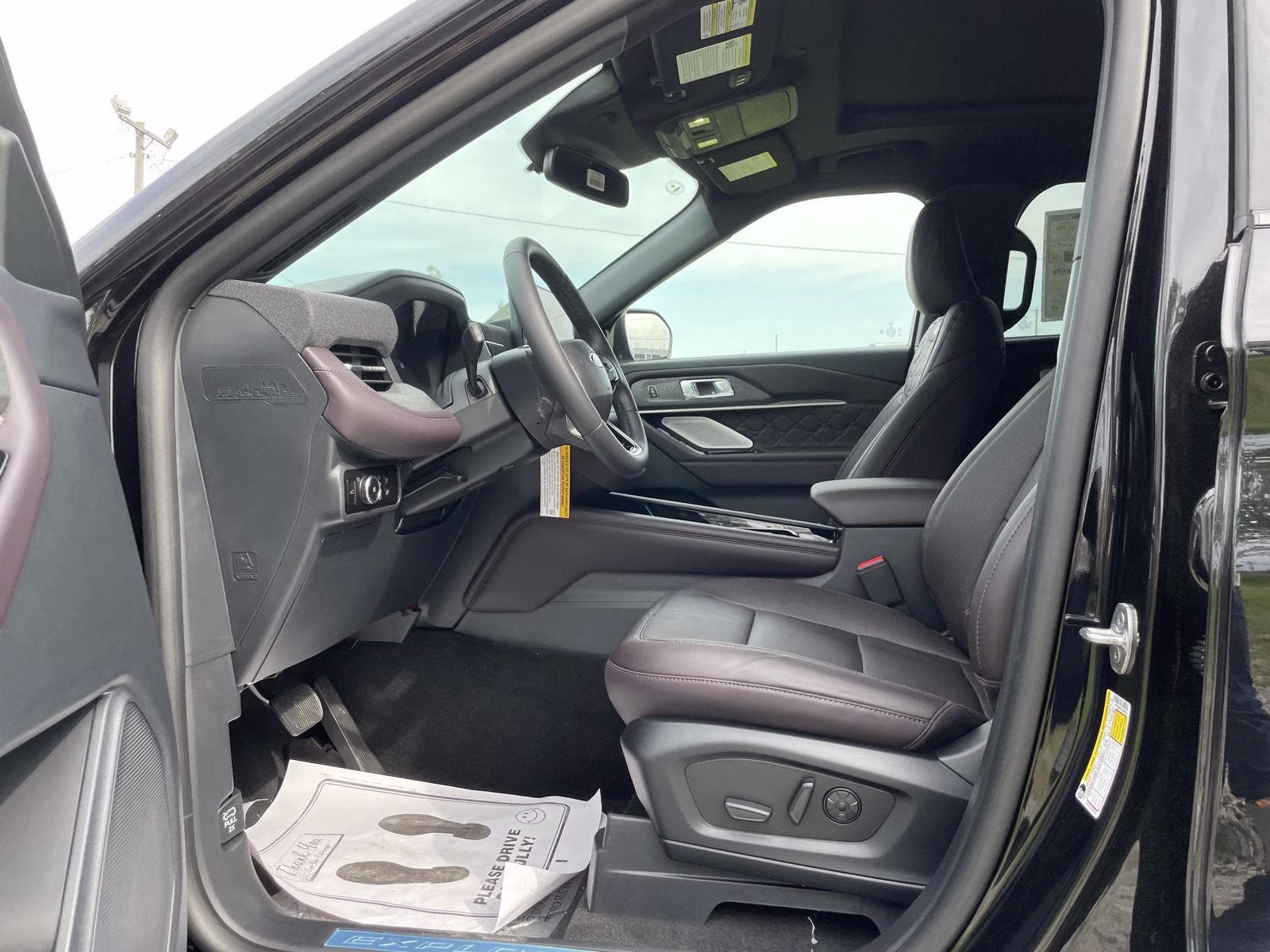 2026 Agate Black Ford Explorer Platinum 4X4 SUV