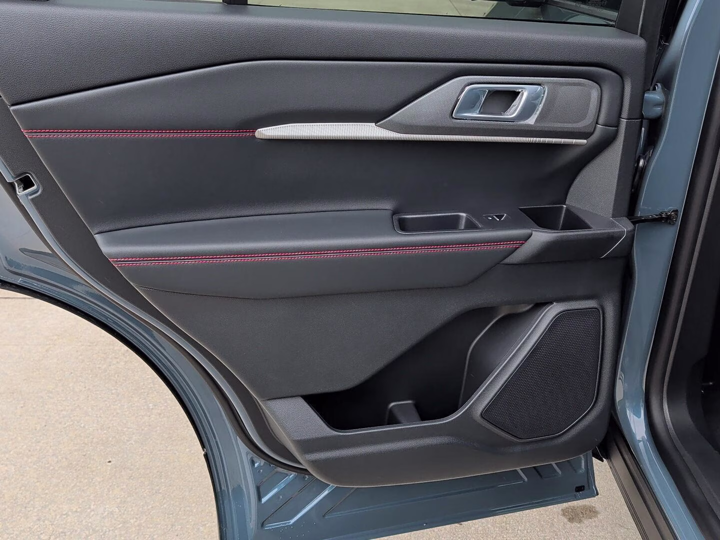 2026 Vapor Blue Ford Explorer ST-Line 4X4 SUV