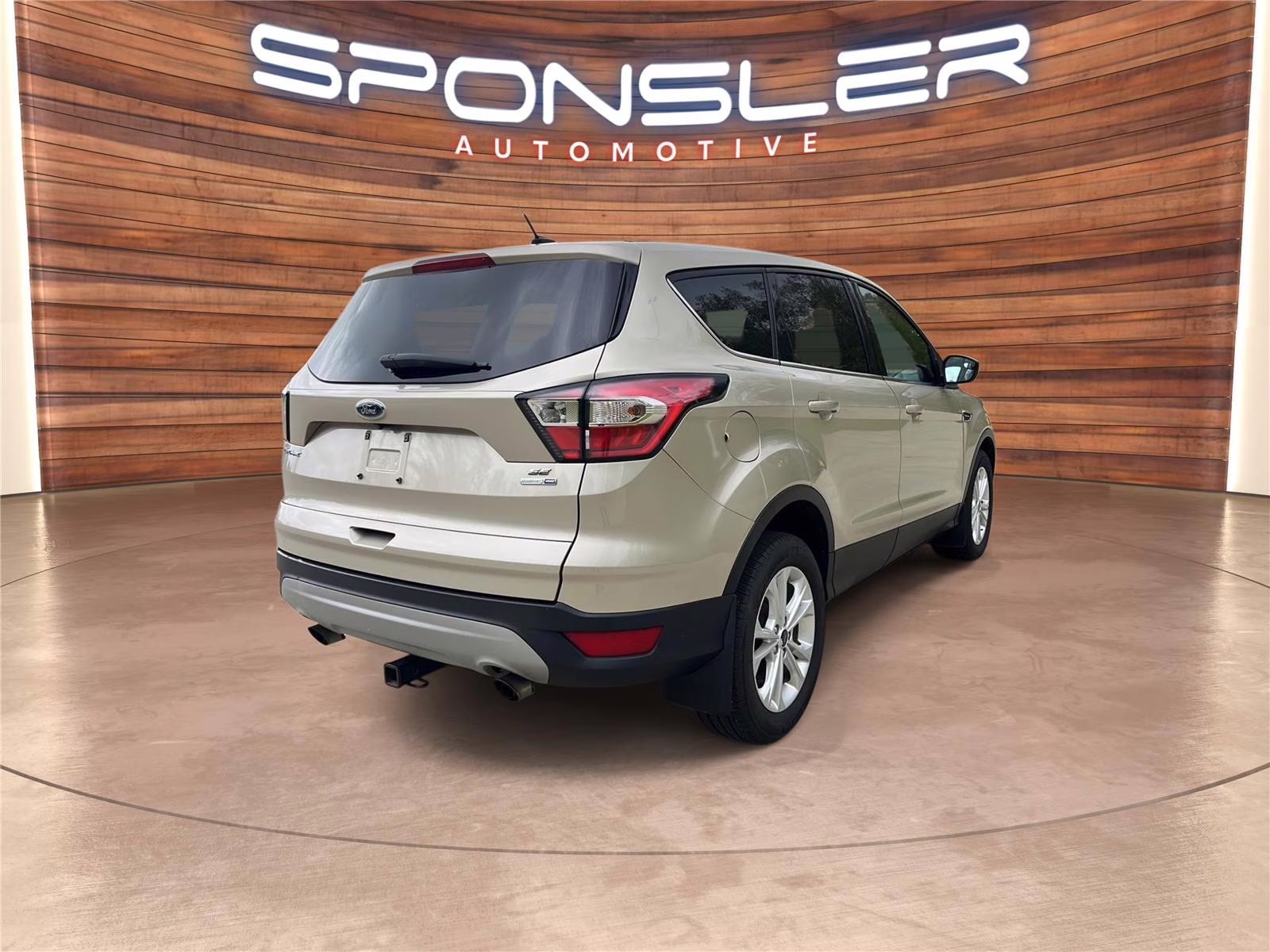 2017 White Gold Ford Escape SE 4X4 SUV