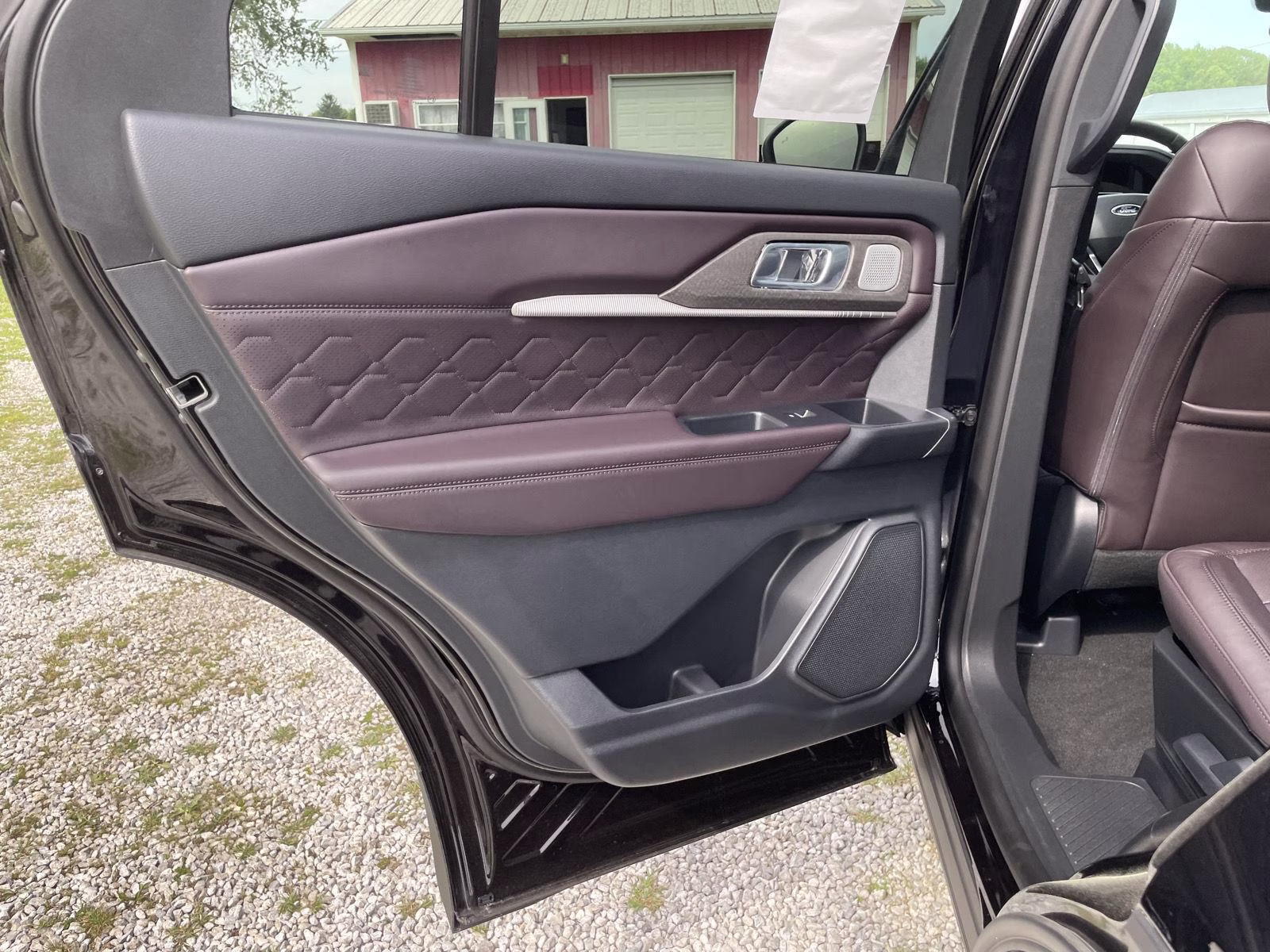 2026 Agate Black Ford Explorer Platinum 4X4 SUV