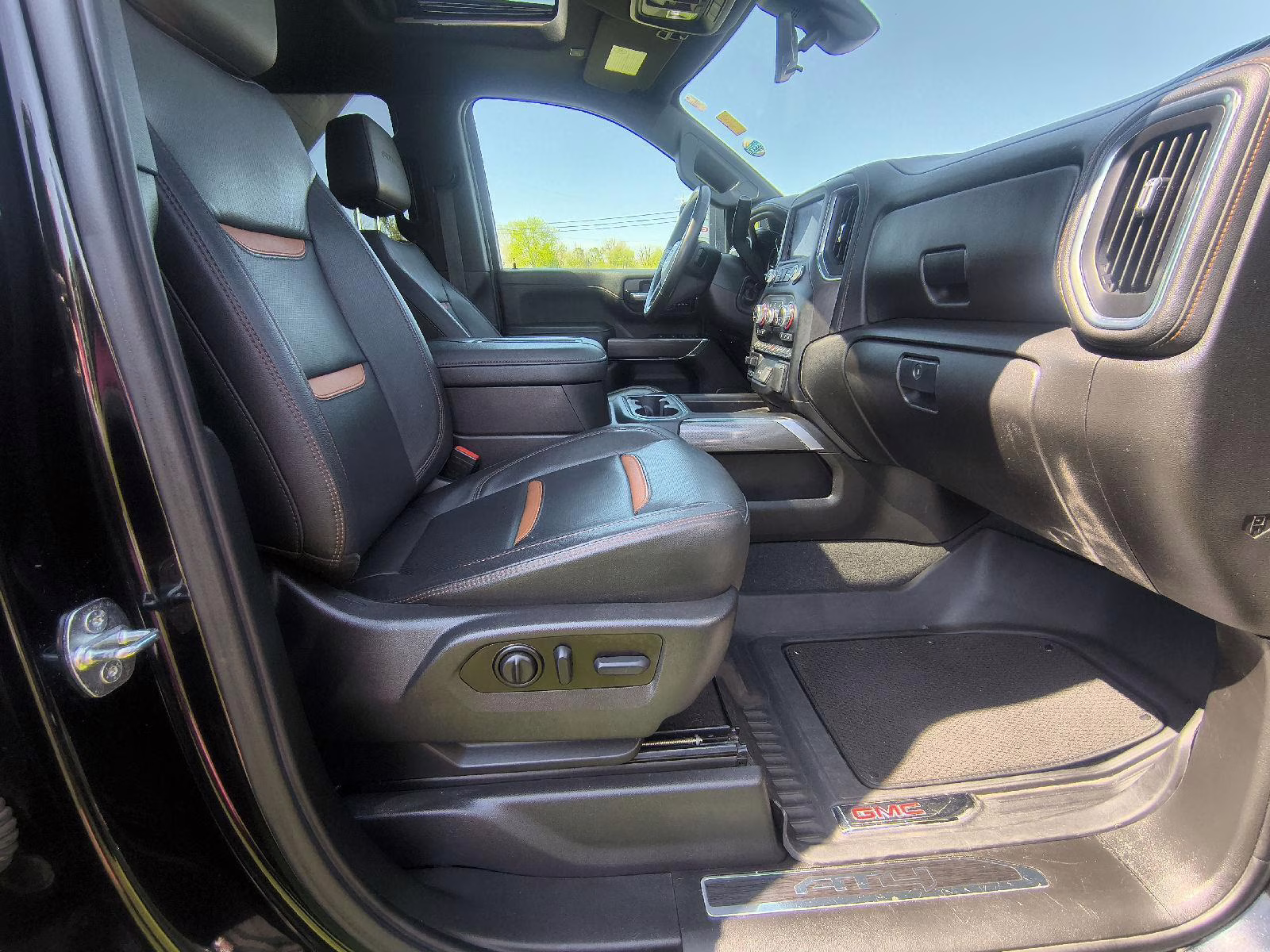2022 Ebony Twilight Metallic GMC Sierra 3500HD AT4 4X4 Truck