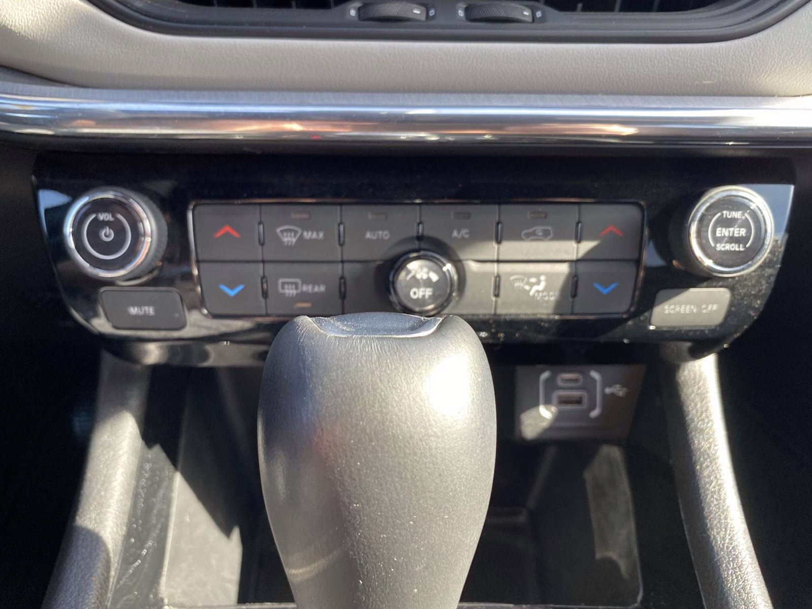 2023 Sting-Gray Clearcoat Jeep Compass Limited 4X4 SUV